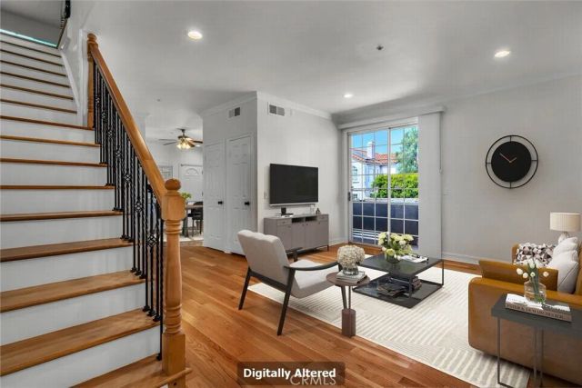 18347 Saticoy Street 39, Reseda, CA 91335