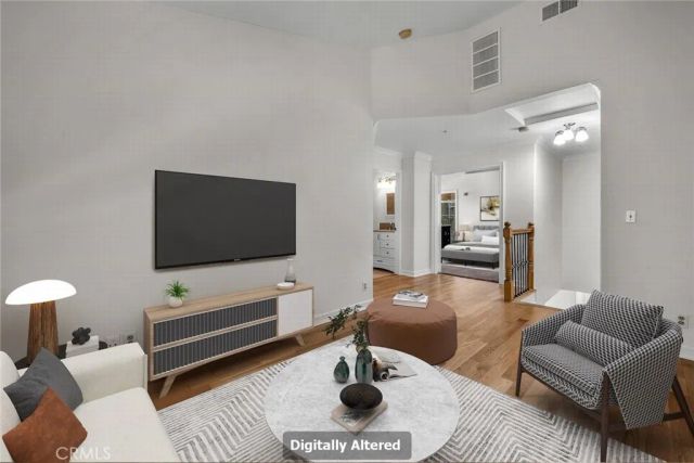 18347 Saticoy Street 39, Reseda, CA 91335