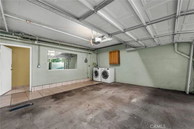 18347 Saticoy Street 39, Reseda, CA 91335