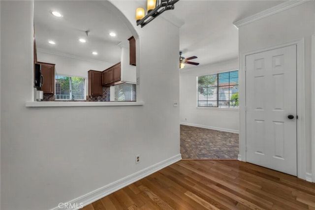 18347 Saticoy Street 39, Reseda, CA 91335