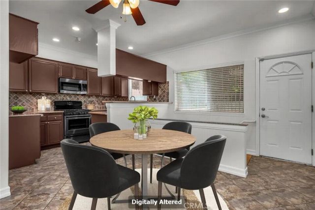 18347 Saticoy Street 39, Reseda, CA 91335