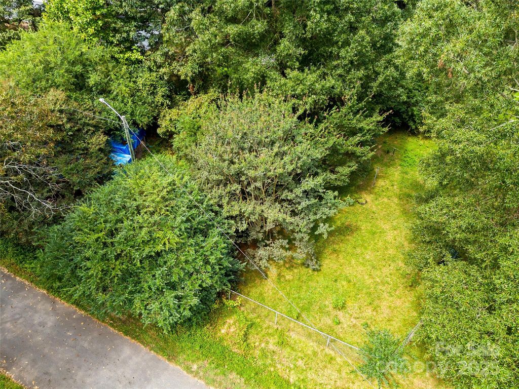 713 East Drive 1&2, Cherryville, NC 28021