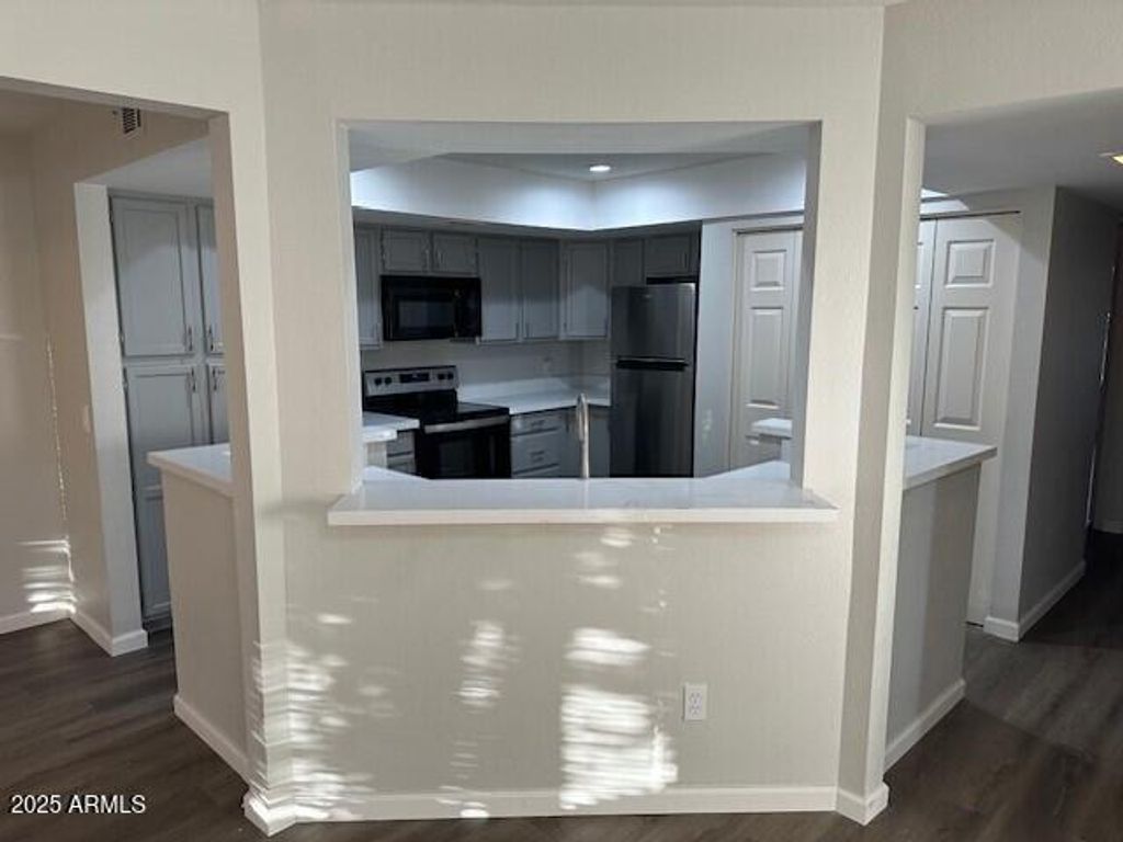 1331 W BASELINE Road 241, Mesa, AZ 85202