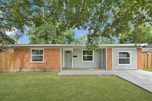 8526 Vennard Road, Houston, TX 77034