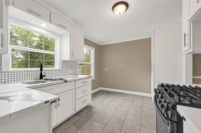8526 Vennard Road, Houston, TX 77034