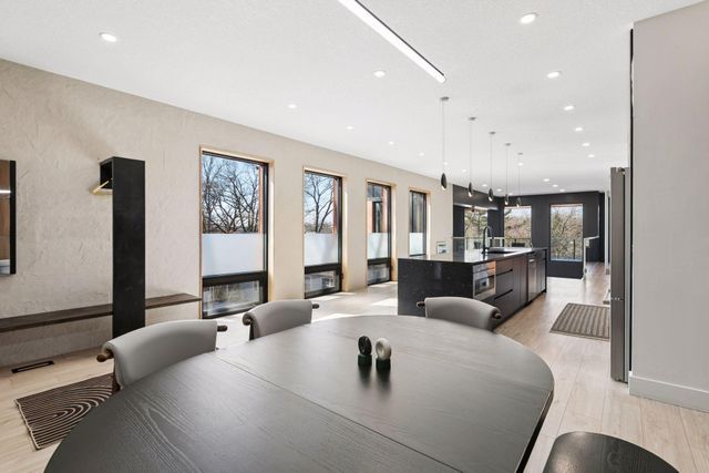 3318 W Owasso Boulevard, Shoreview, MN 55126