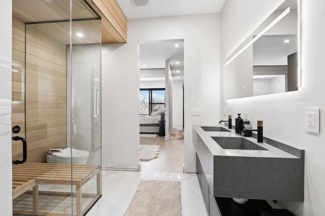 3318 W Owasso Boulevard, Shoreview, MN 55126