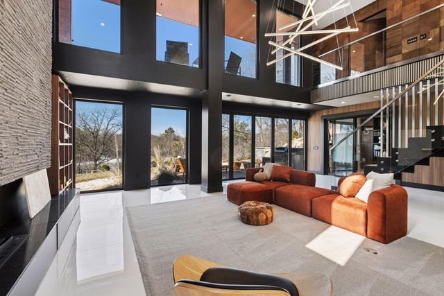 3318 W Owasso Boulevard, Shoreview, MN 55126