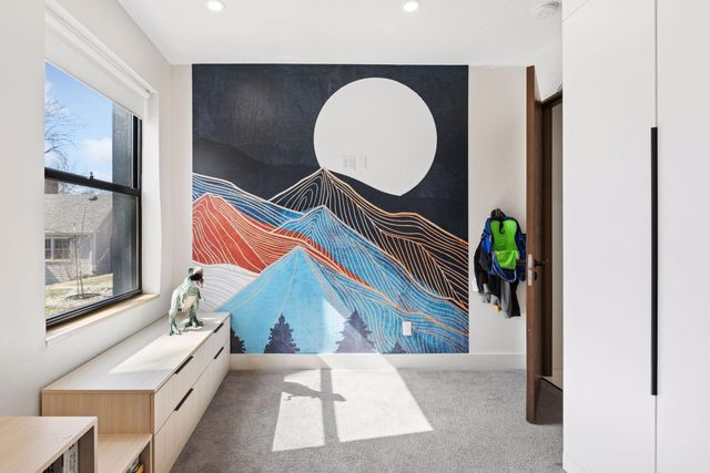 3318 W Owasso Boulevard, Shoreview, MN 55126