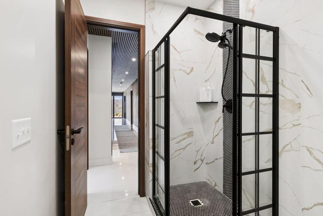 3318 W Owasso Boulevard, Shoreview, MN 55126