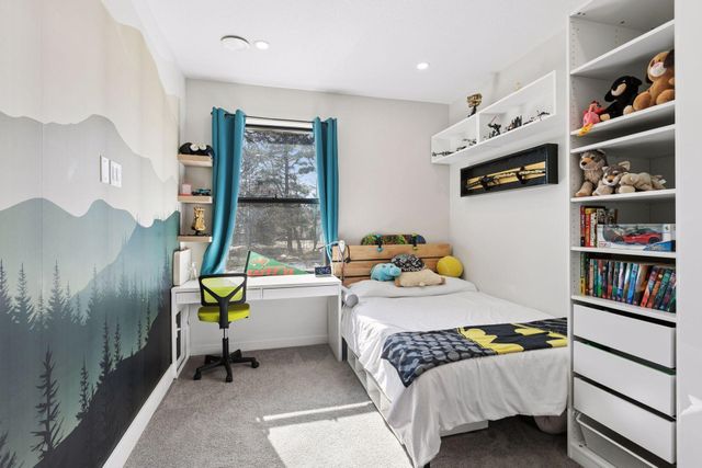 3318 W Owasso Boulevard, Shoreview, MN 55126