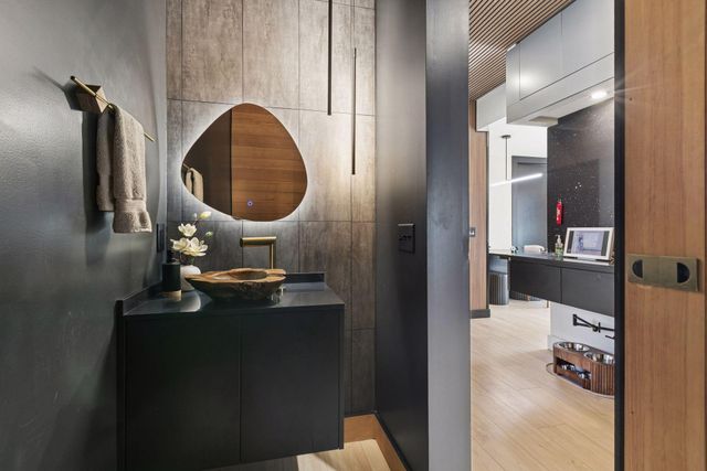 3318 W Owasso Boulevard, Shoreview, MN 55126