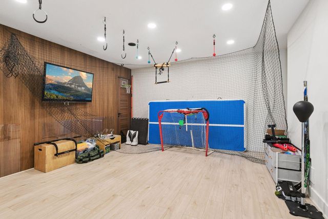 3318 W Owasso Boulevard, Shoreview, MN 55126