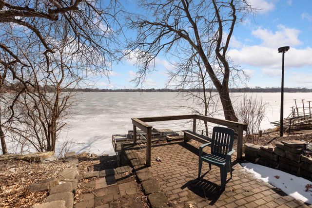 3318 W Owasso Boulevard, Shoreview, MN 55126