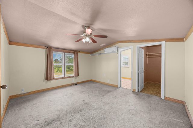 147 Community Center RD, Rosanky, TX 78953