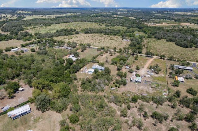 147 Community Center RD, Rosanky, TX 78953