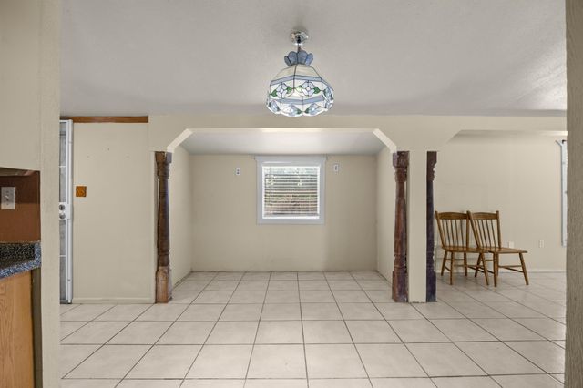 147 Community Center RD, Rosanky, TX 78953