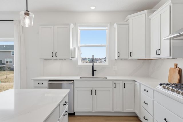 748 Longmeadow Lane, Waconia, MN 55387