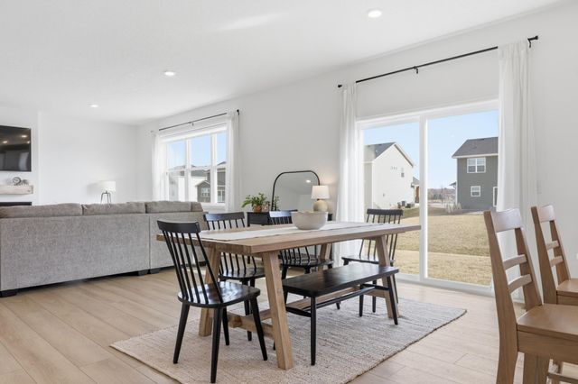 748 Longmeadow Lane, Waconia, MN 55387