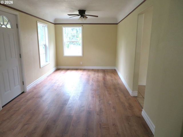 884 Se 7TH Ave, Hillsboro, OR 97123