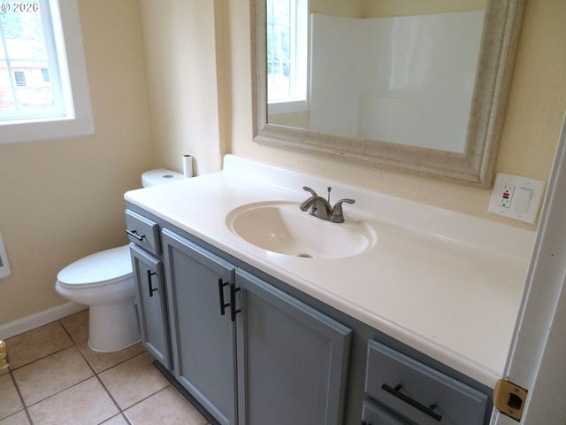 884 Se 7TH Ave, Hillsboro, OR 97123
