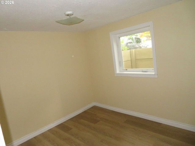 884 Se 7TH Ave, Hillsboro, OR 97123