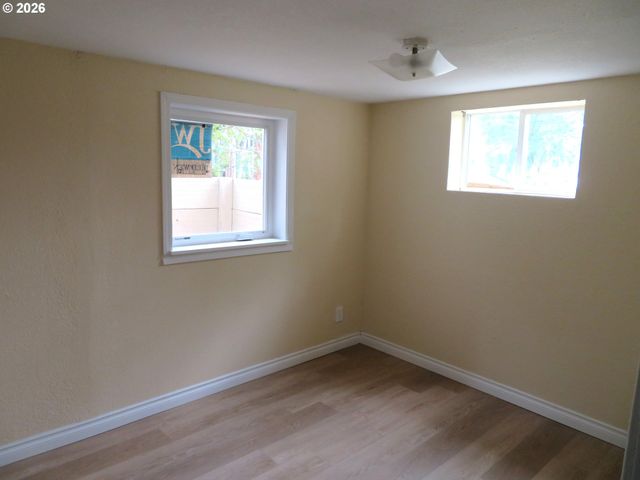 884 Se 7TH Ave, Hillsboro, OR 97123