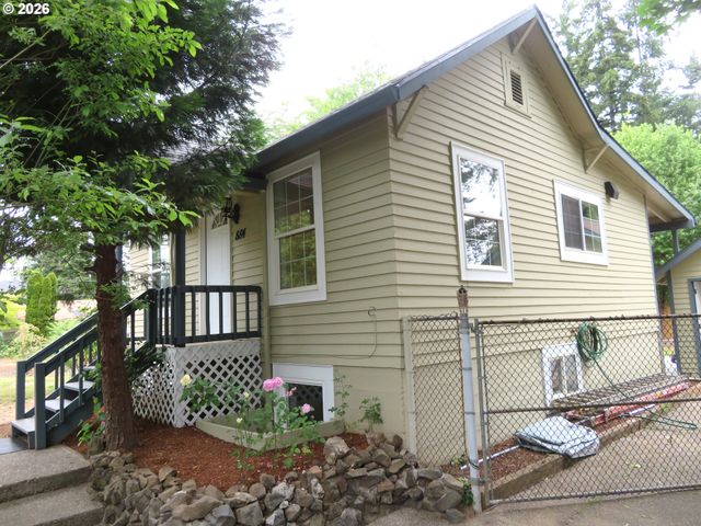 884 Se 7TH Ave, Hillsboro, OR 97123