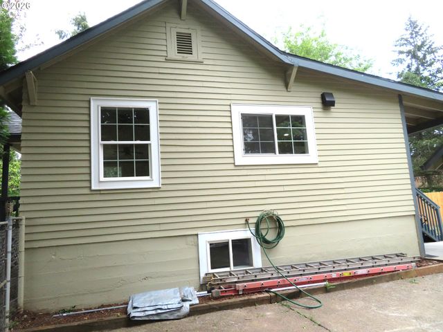 884 Se 7TH Ave, Hillsboro, OR 97123