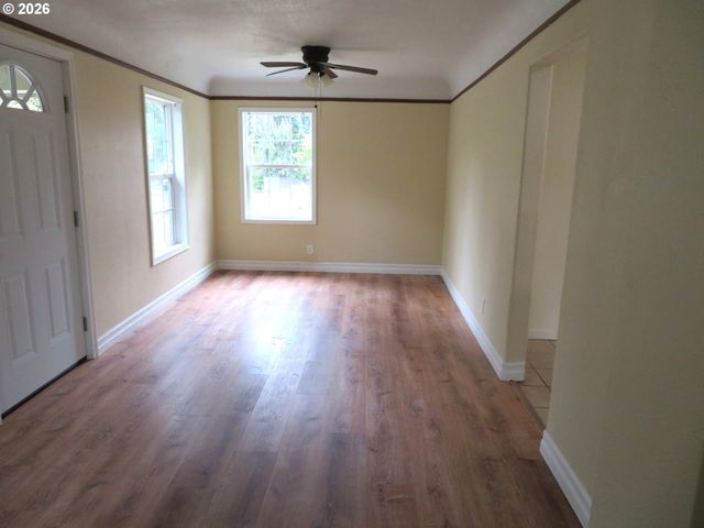 884 Se 7TH Ave, Hillsboro, OR 97123
