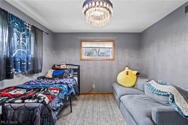 170 N Thomas Road, Tallmadge, OH 44278