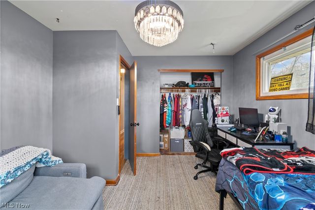 170 N Thomas Road, Tallmadge, OH 44278