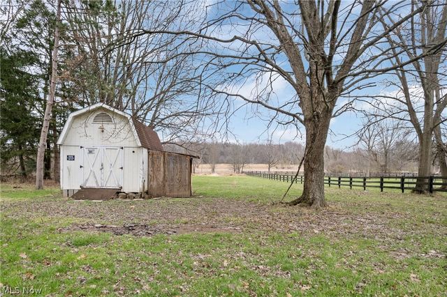 170 N Thomas Road, Tallmadge, OH 44278