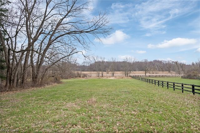 170 N Thomas Road, Tallmadge, OH 44278