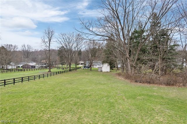 170 N Thomas Road, Tallmadge, OH 44278