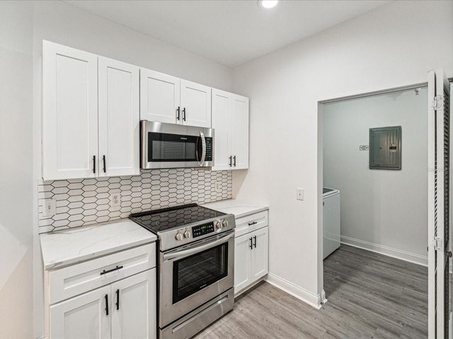 215 CENTRAL AVENUE 3F, St Petersburg, FL 33701