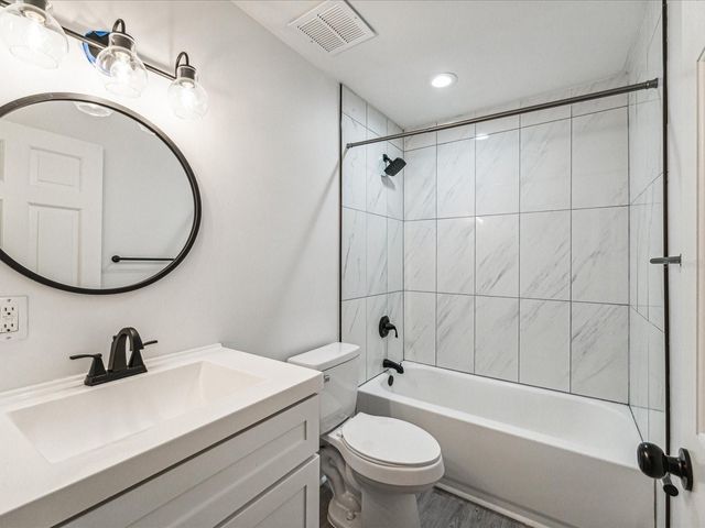 215 CENTRAL AVENUE 3F, St Petersburg, FL 33701
