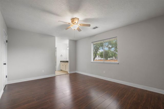 7914 Millbrook Drive, Houston, TX 77095