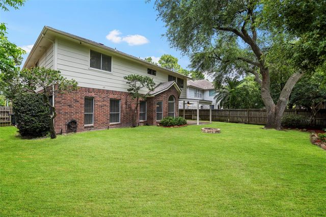 7914 Millbrook Drive, Houston, TX 77095