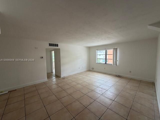 1821 NE 168th St B3, North Miami Beach, FL 33162