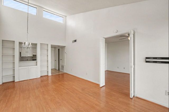 10075 Westpark Drive 37, Houston, TX 77042