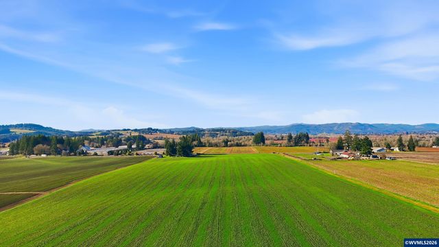 3678 SW Golf Course Rd, Cornelius, OR 97113