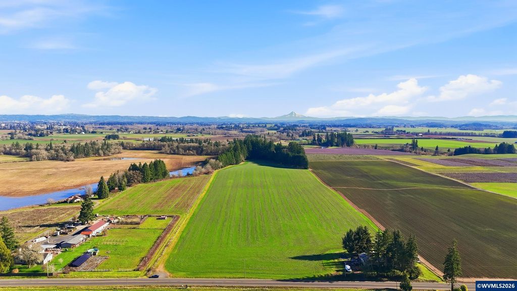 3678 SW Golf Course Rd, Cornelius, OR 97113