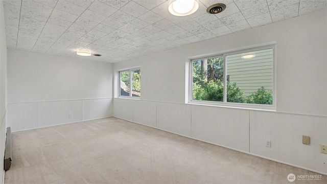 912 168th Place NE, Bellevue, WA 98008