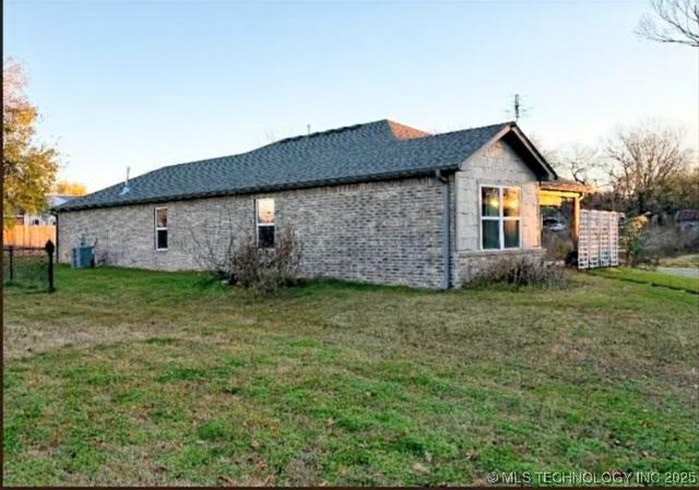 405 W Odle Street, Salina, OK 74365
