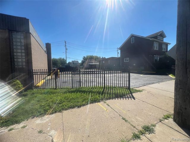 1020 Springwells Street, Detroit, MI 48209