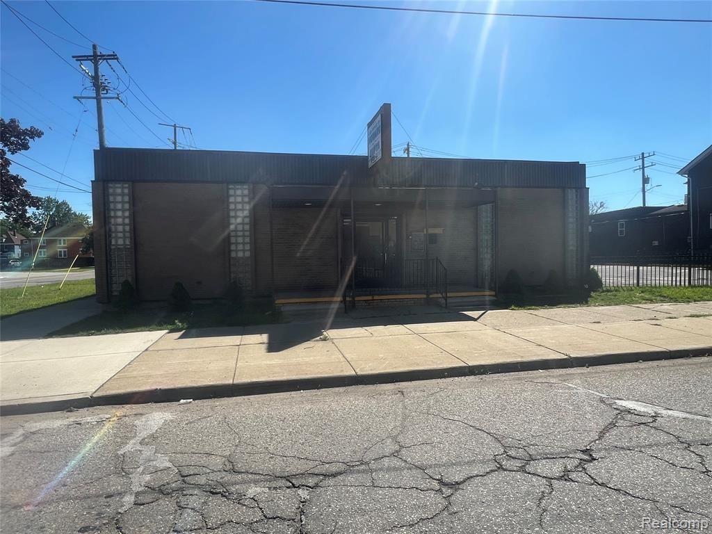 1020 Springwells Street, Detroit, MI 48209