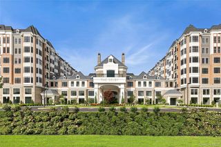 695 Merrick Avenue 437, Westbury, NY 11590