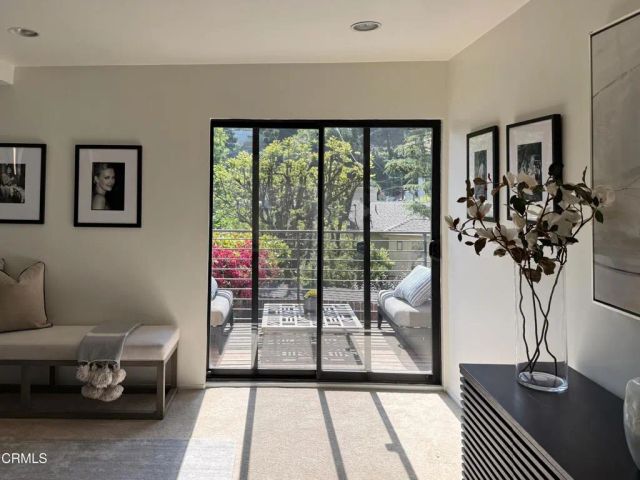 2107 Kress Street, Los Angeles, CA 90046