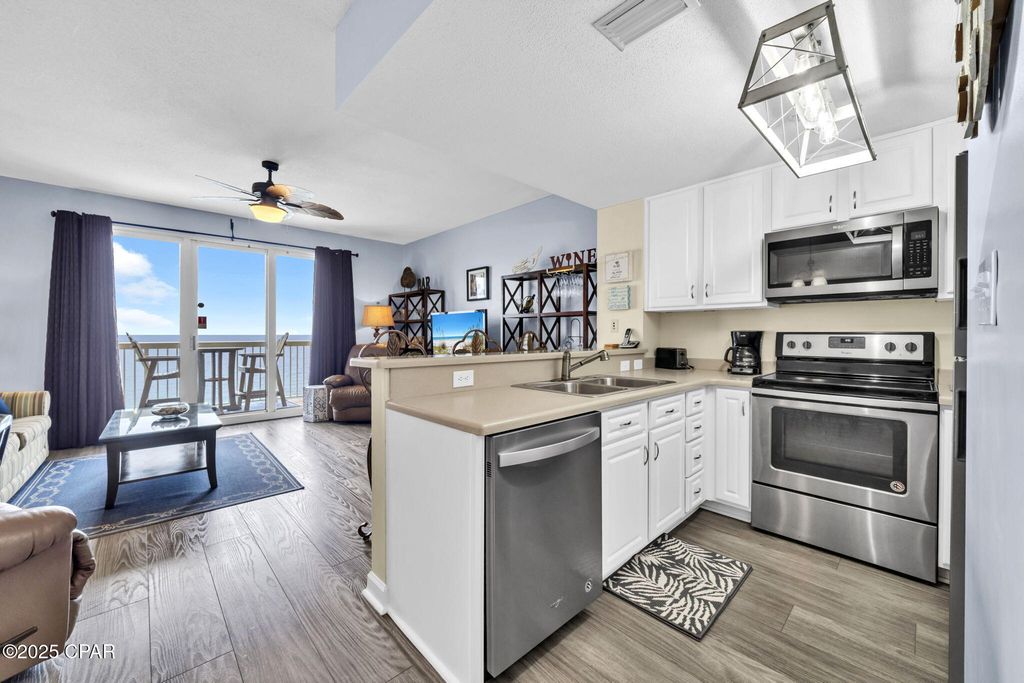 Image 13 of property listing at 5115 Gulf Drive 1806, Panama City Beach, FL 32408